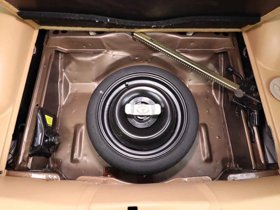 1985 Chevrolet - Image 27 of 31
