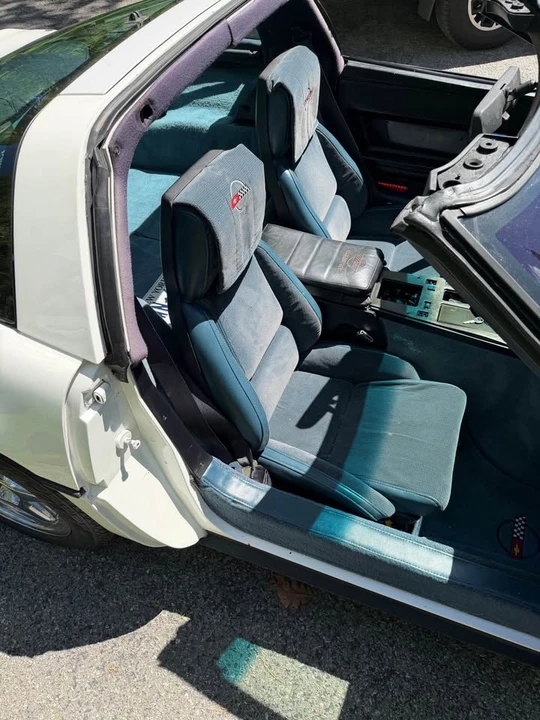 1985 Chevrolet Corvette C4 - Image 4 of 4