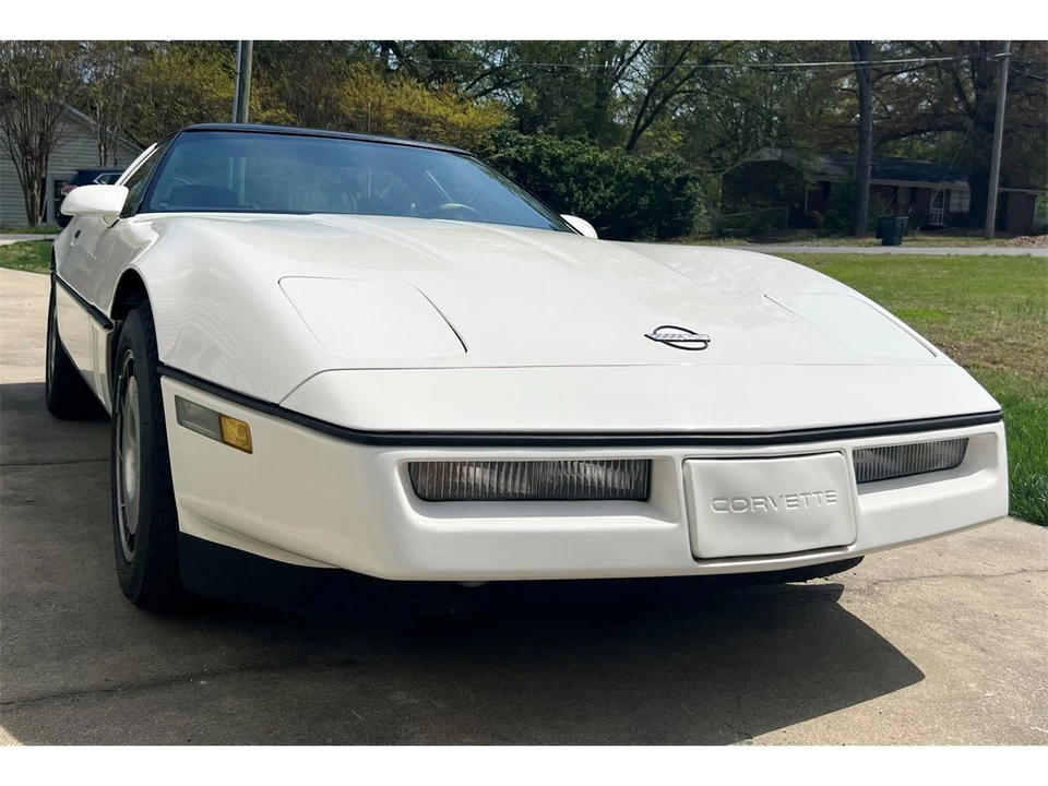 1985 Chevrolet Corvette C4 - Image 3 of 31