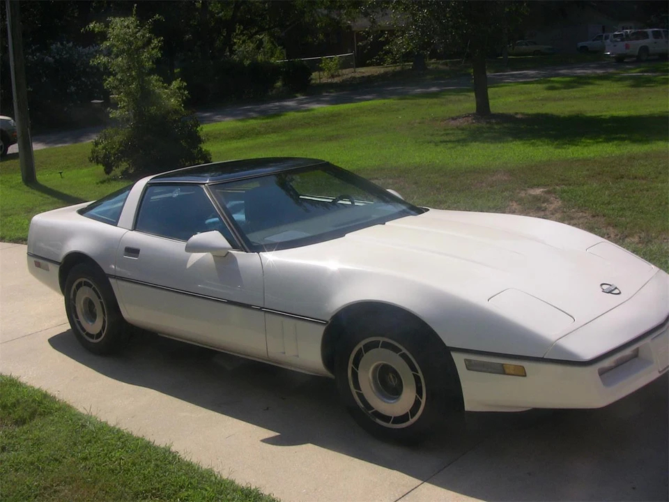 1985 Chevrolet Corvette C4 - Image 7 of 31