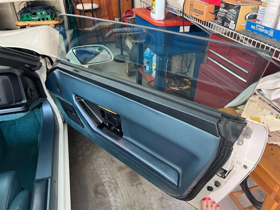 1985 Chevrolet Corvette C4 - Image 11 of 31