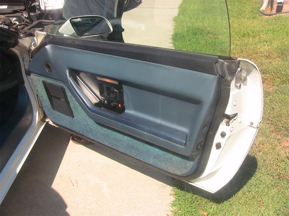 1985 Chevrolet Corvette C4 - Image 19 of 31