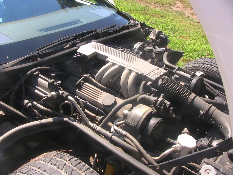 1985 Chevrolet Corvette C4 - Image 26 of 31