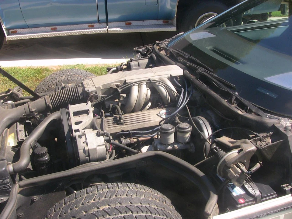 1985 Chevrolet Corvette C4 - Image 27 of 31