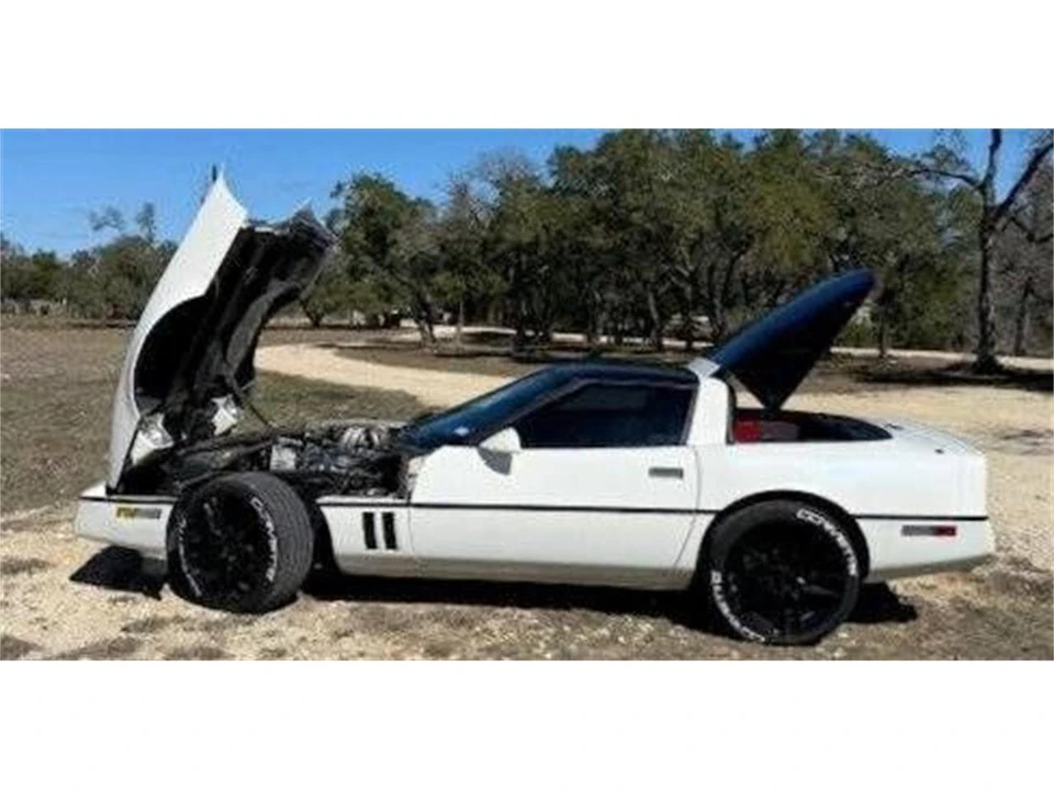 1985 Chevrolet Corvette C4 - Image 7 of 8