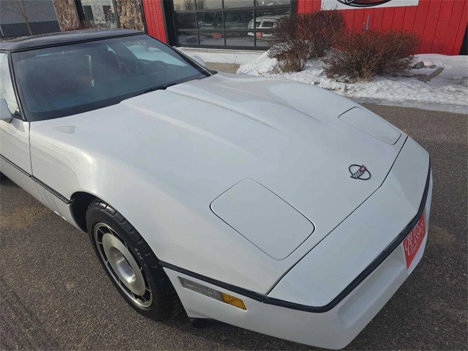 1985 Chevrolet Corvette C4 - Image 2 of 31