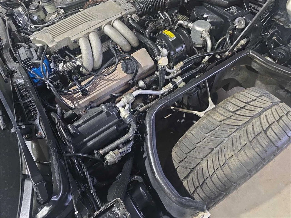 1985 Chevrolet Corvette C4 - Image 11 of 31
