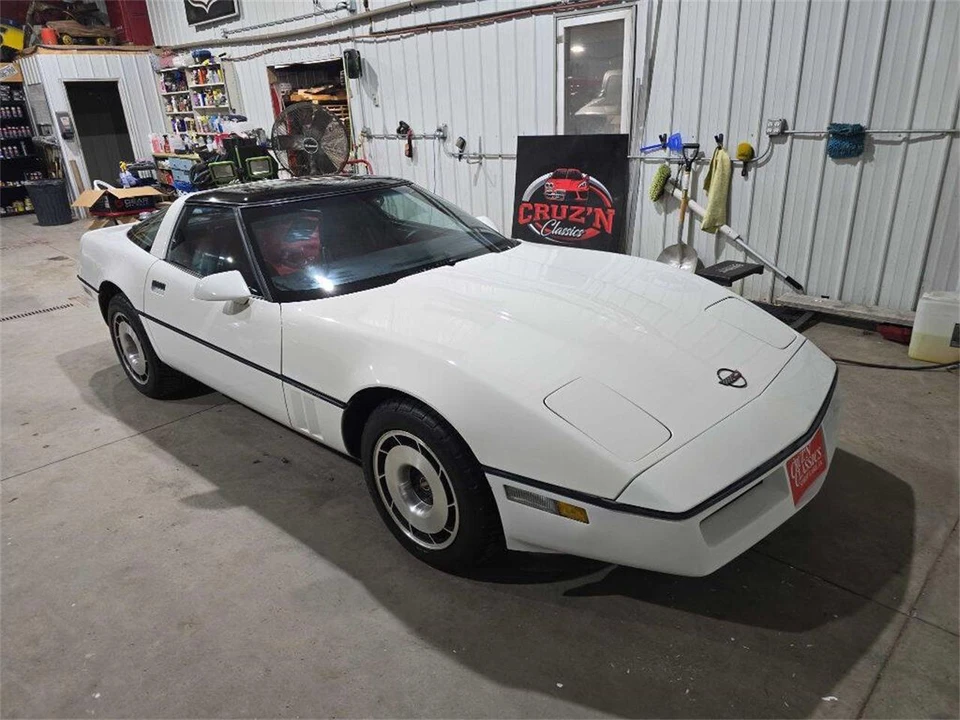 1985 Chevrolet Corvette C4 - Image 3 of 31