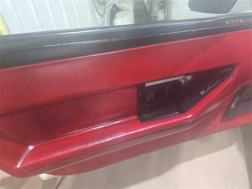 1985 Chevrolet Corvette C4 - Image 14 of 31