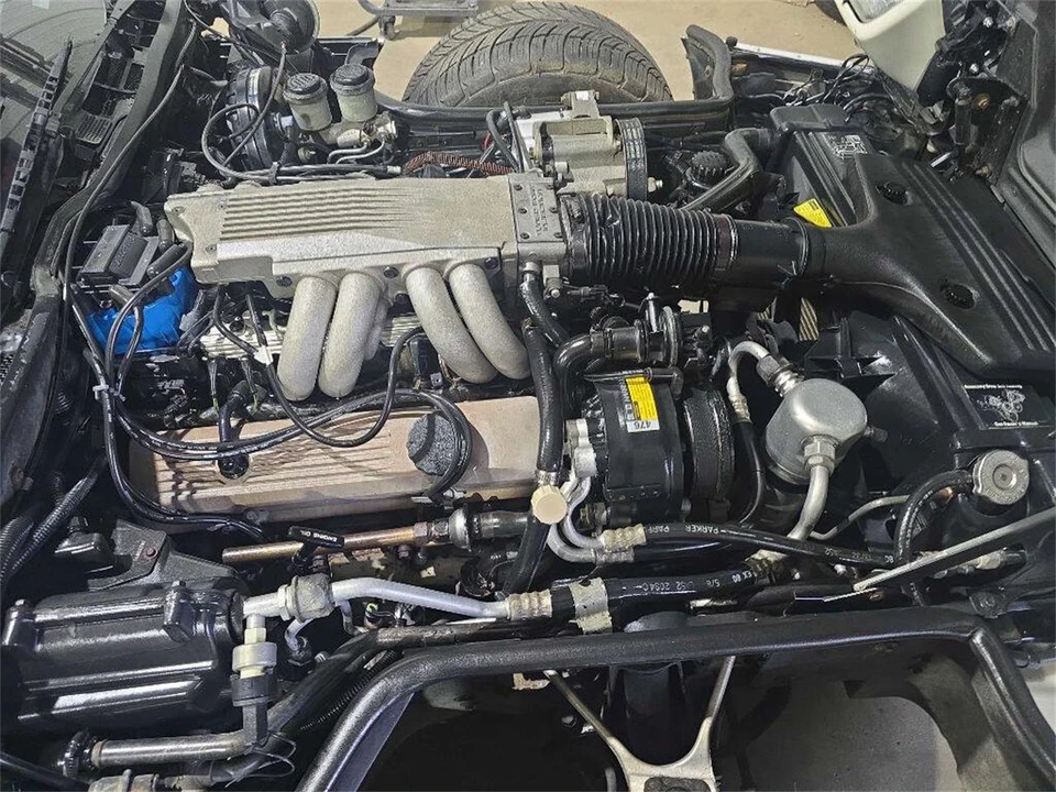 1985 Chevrolet Corvette C4 - Image 12 of 31