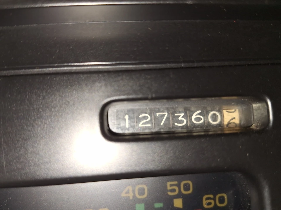 1985 Chevrolet Corvette C4 - Image 14 of 15