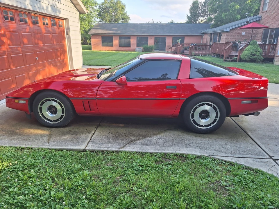 1985 Chevrolet Corvette C4 - Image 5 of 15