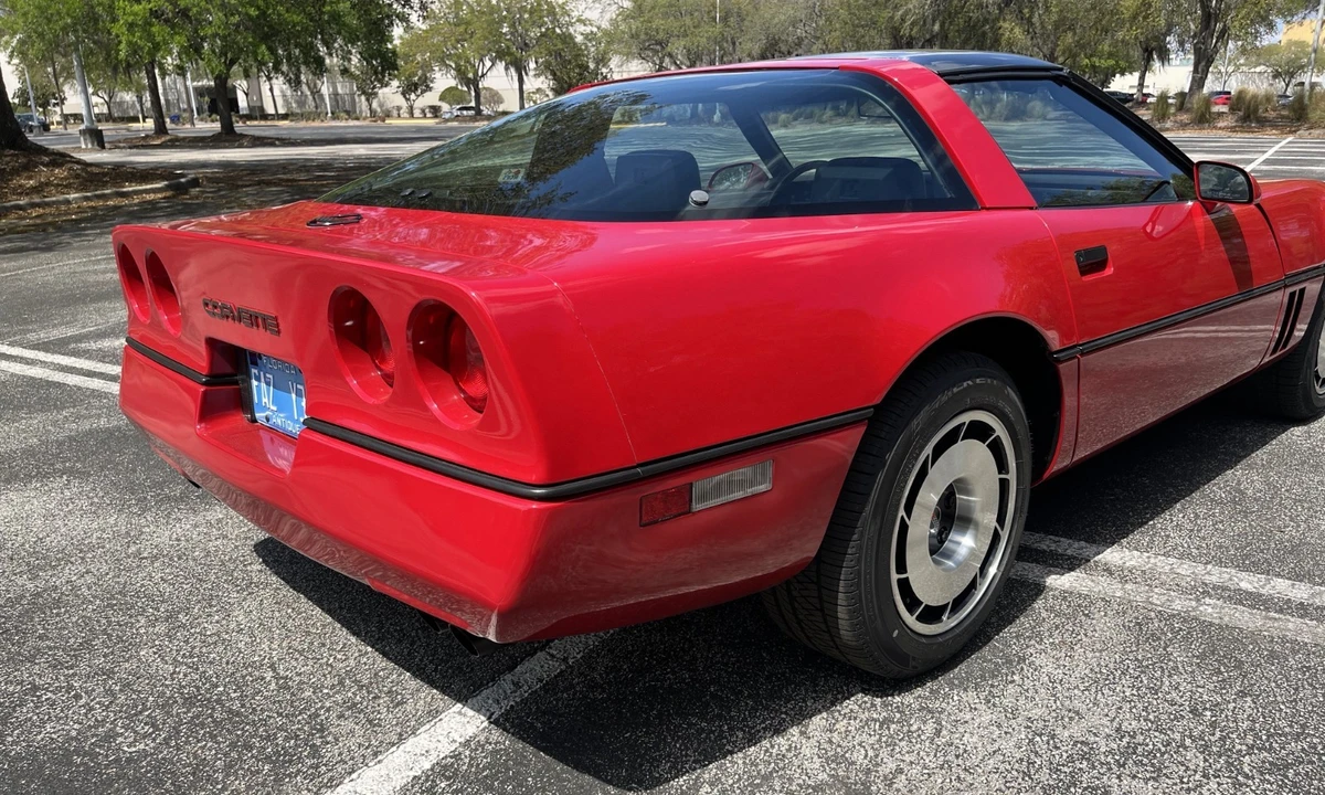 1985 Chevrolet Corvette C4 - Image 6 of 21