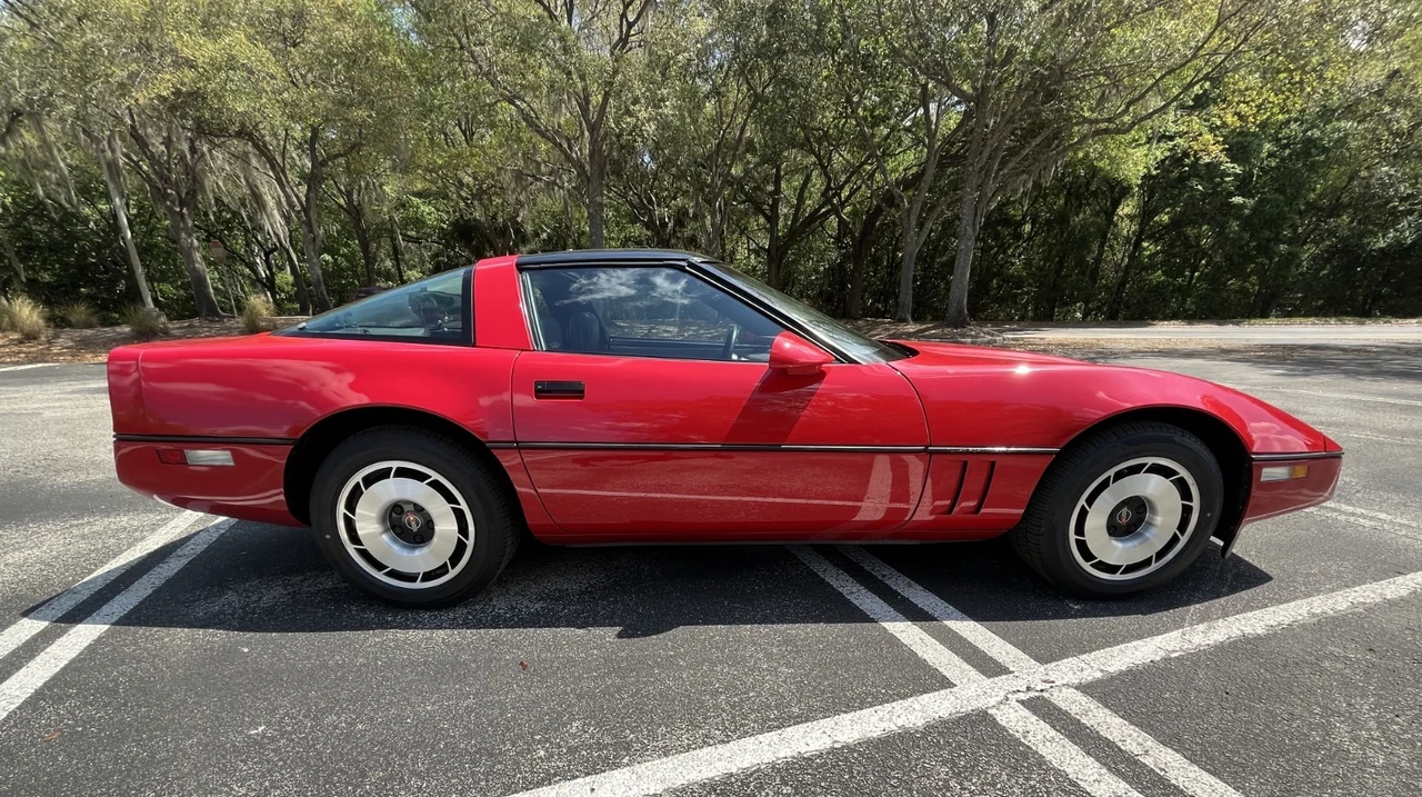 1985 Chevrolet Corvette C4 - Image 3 of 21