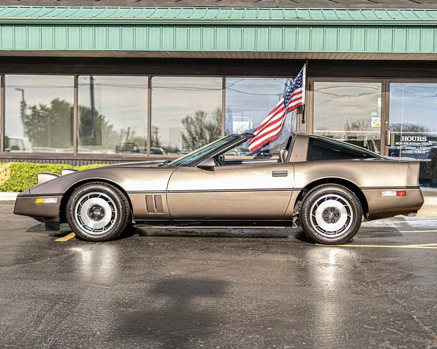 1985 Chevrolet Corvette C4 - Image 6 of 27