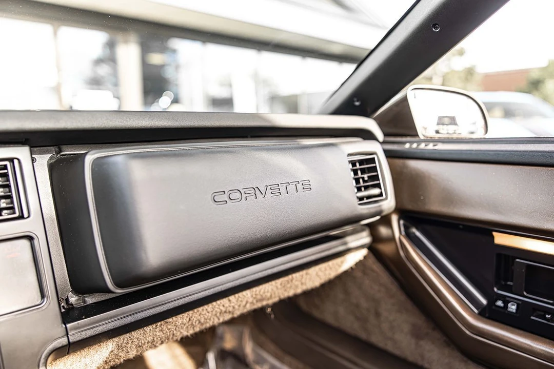 1985 Chevrolet Corvette C4 - Image 24 of 27