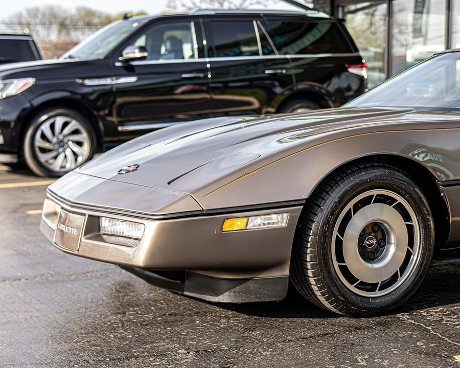 1985 Chevrolet Corvette C4 - Image 4 of 27