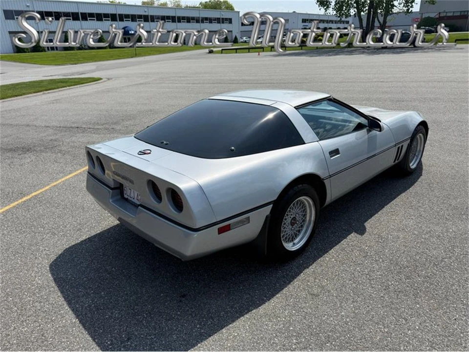 1985 Chevrolet Corvette C4 - Image 18 of 31