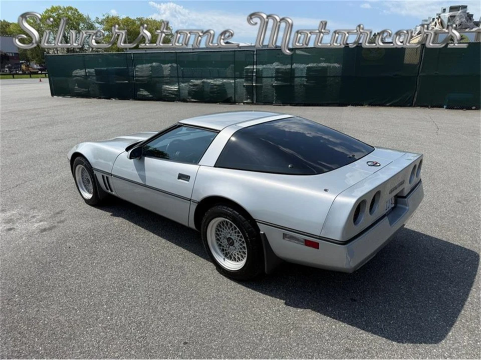 1985 Chevrolet Corvette C4 - Image 24 of 31