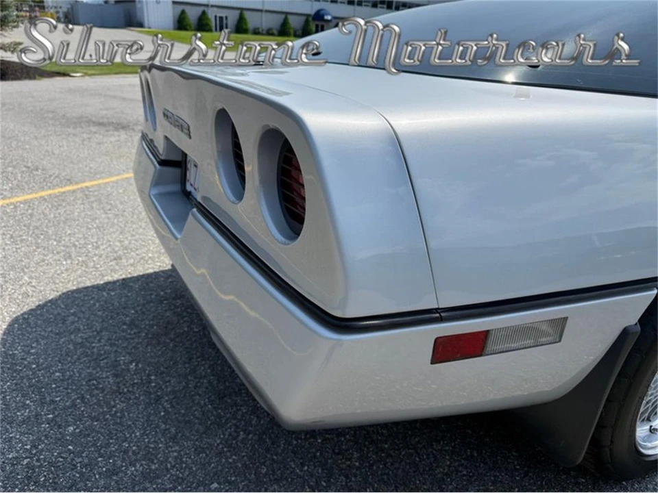 1985 Chevrolet Corvette C4 - Image 20 of 31