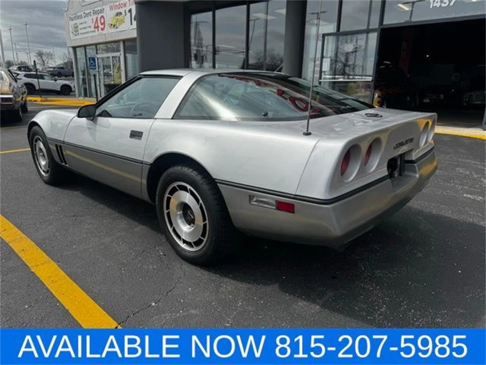 1985 Chevrolet Corvette C4 - Image 15 of 31