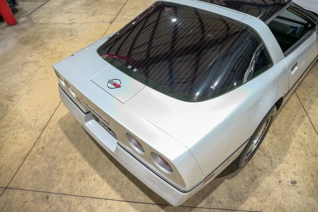 1985 Chevrolet Corvette C4 - Image 20 of 31