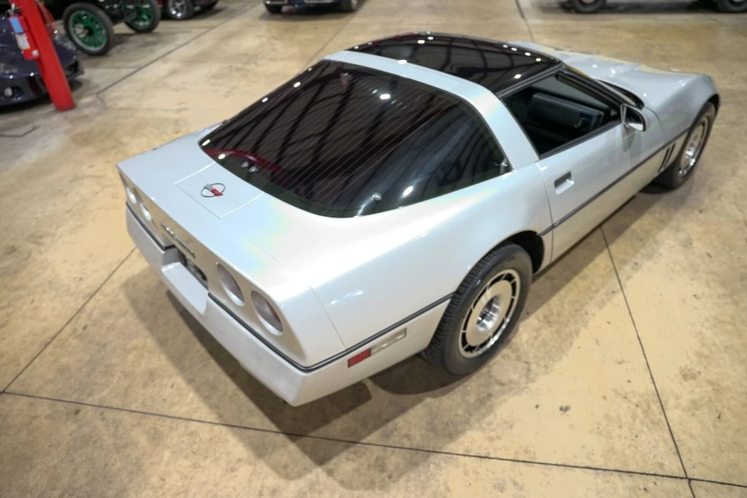 1985 Chevrolet Corvette C4 - Image 17 of 31