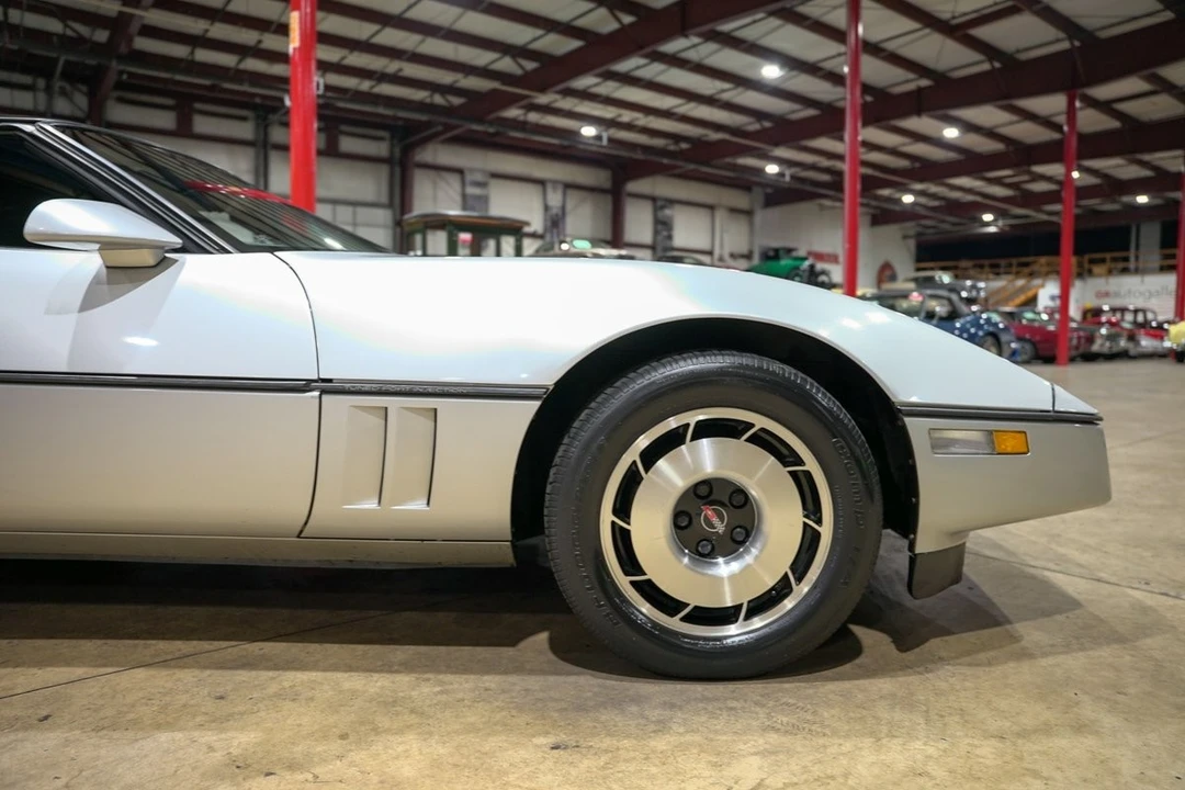1985 Chevrolet Corvette C4 - Image 9 of 31