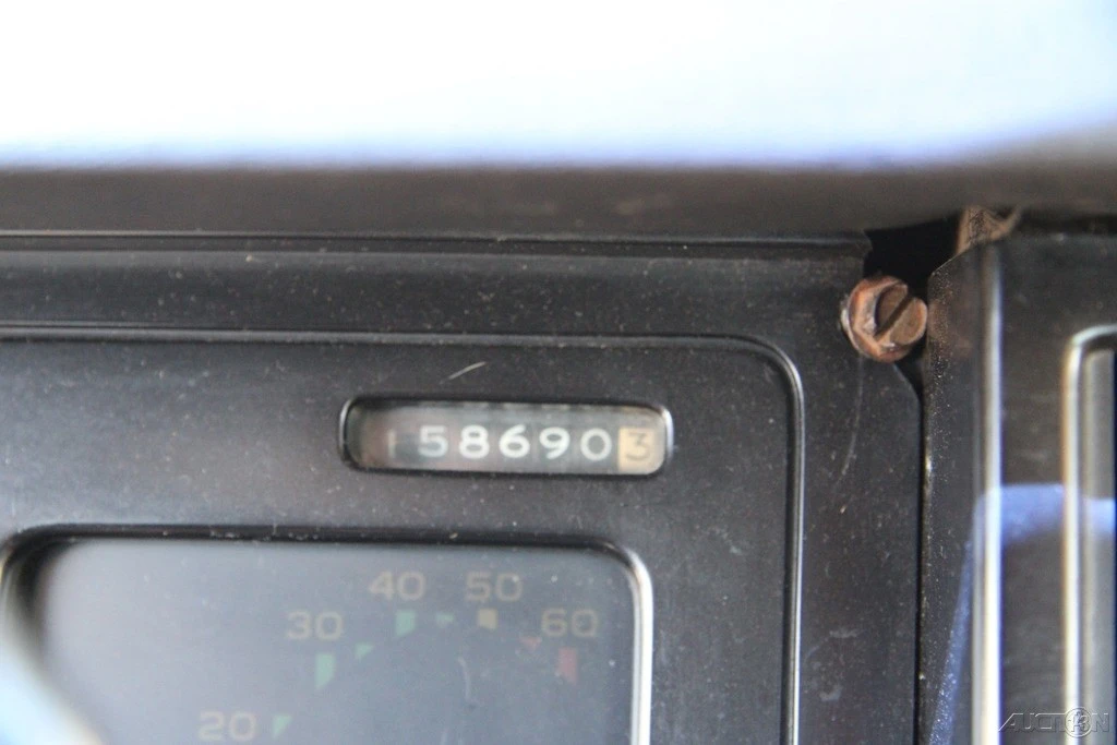 1985 Chevrolet Corvette C4 - Image 16 of 21