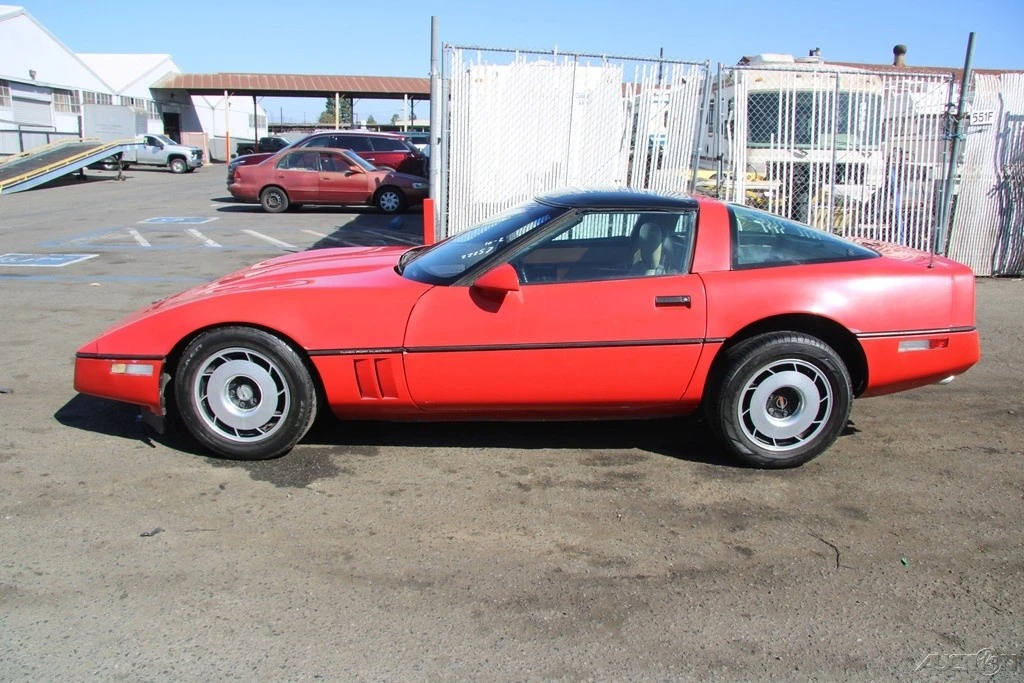 1985 Chevrolet Corvette C4 - Image 3 of 21