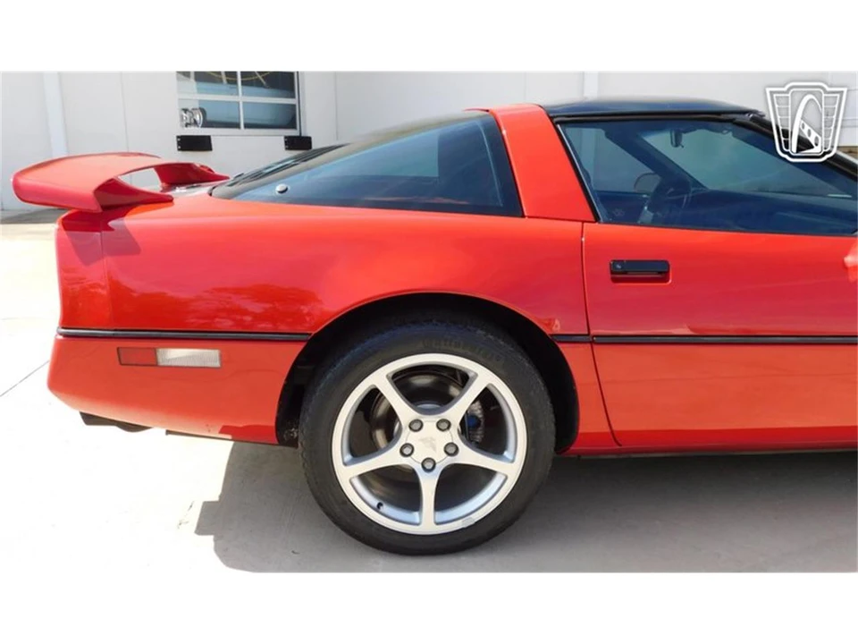 1985 Chevrolet Corvette C4 - Image 27 of 31