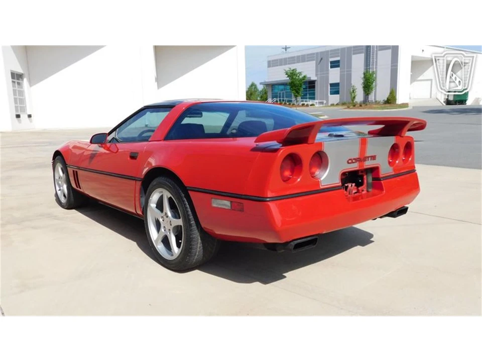 1985 Chevrolet Corvette C4 - Image 18 of 31