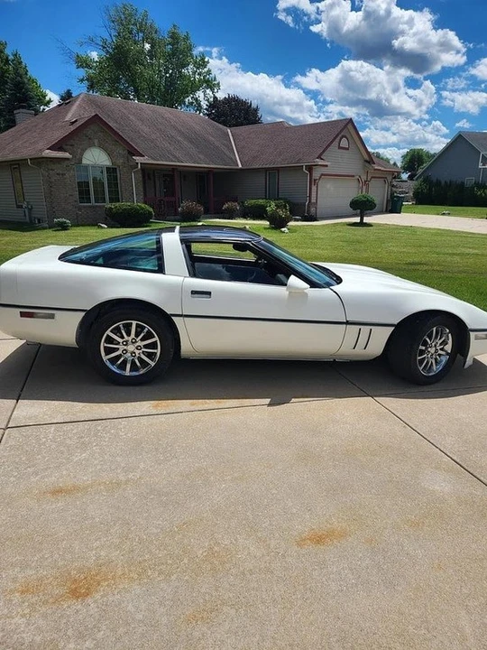 1985 Chevrolet Corvette C4 - Image 4 of 20