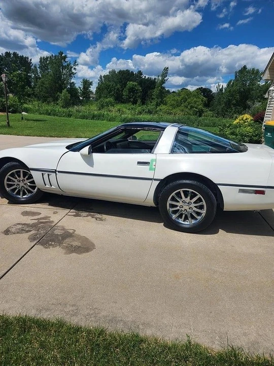 1985 Chevrolet Corvette C4 - Image 9 of 20