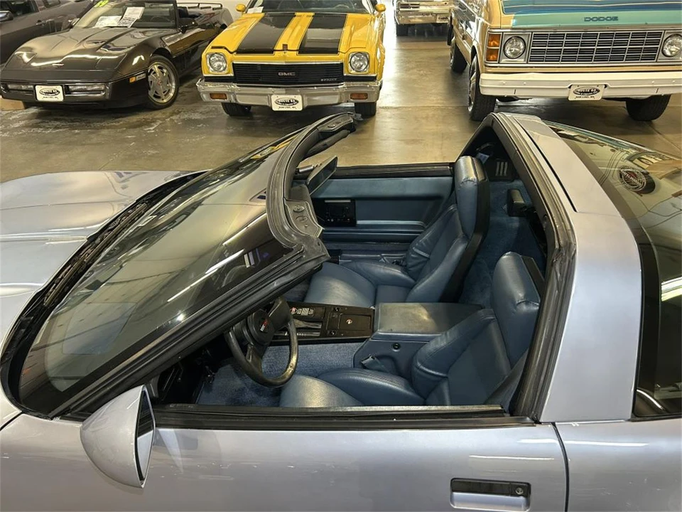 1985 Chevrolet Corvette C4 - Image 21 of 31