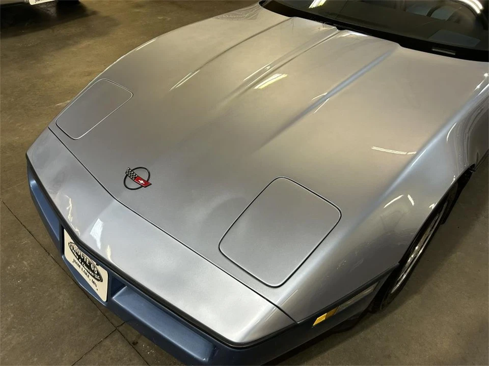 1985 Chevrolet Corvette C4 - Image 15 of 31