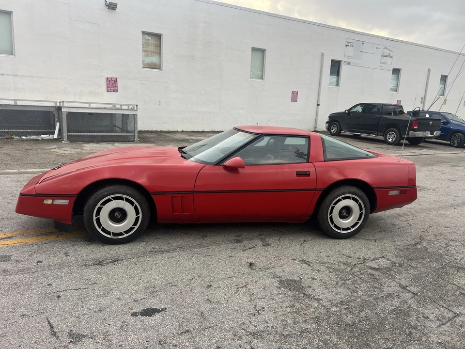 1985 Chevrolet Corvette C4 - Image 5 of 21