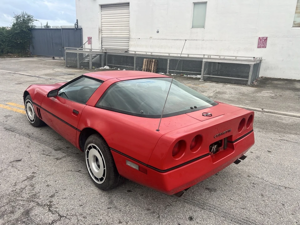 1985 Chevrolet Corvette C4 - Image 10 of 21