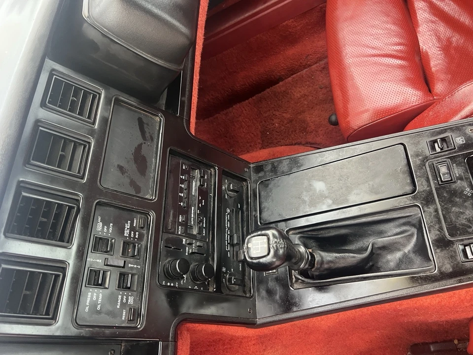 1985 Chevrolet Corvette C4 - Image 19 of 21