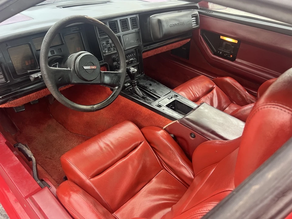 1985 Chevrolet Corvette C4 - Image 16 of 21