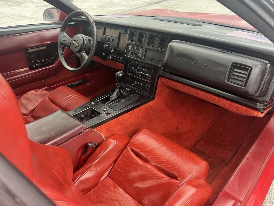 1985 Chevrolet Corvette C4 - Image 18 of 21