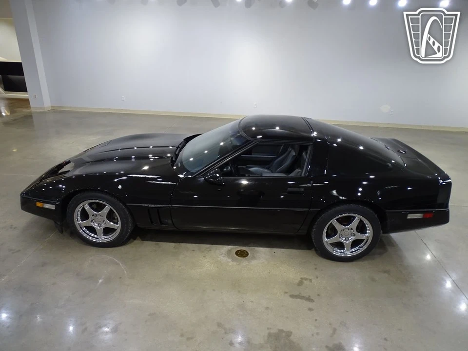 1985 Chevrolet Corvette C4 - Image 6 of 12