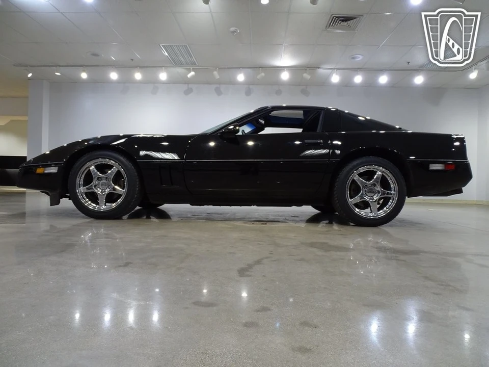 1985 Chevrolet Corvette C4 - Image 8 of 12