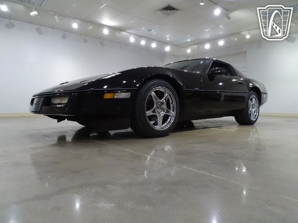 1985 Chevrolet Corvette C4 - Image 5 of 12