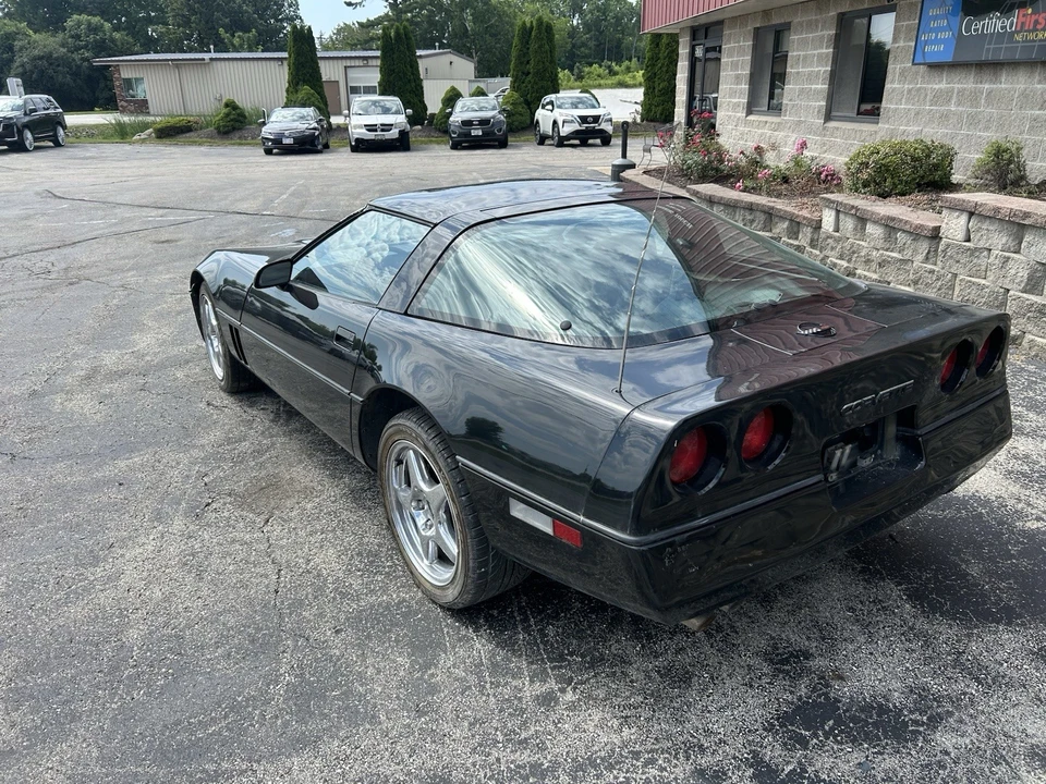 1985 Chevrolet Corvette C4 - Image 5 of 24