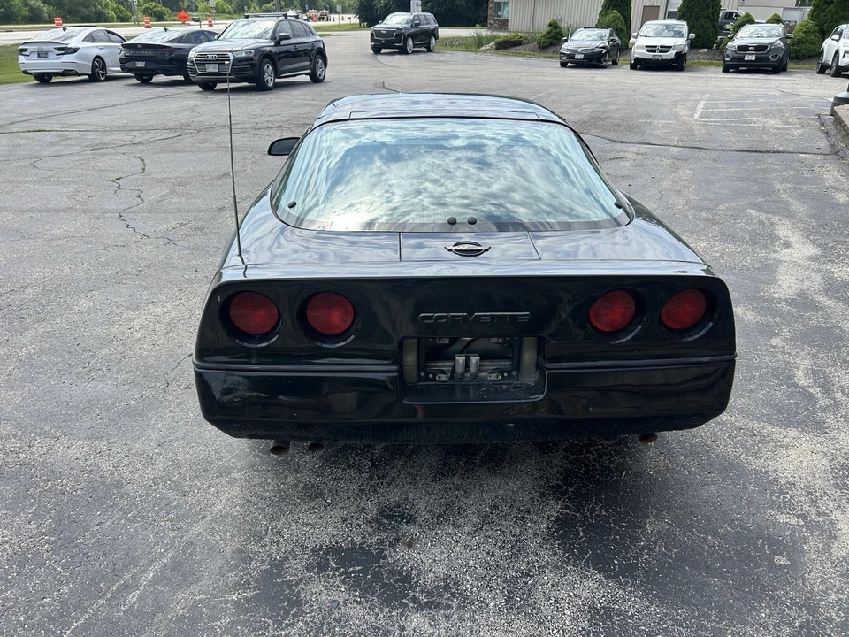 1985 Chevrolet Corvette C4 - Image 3 of 24