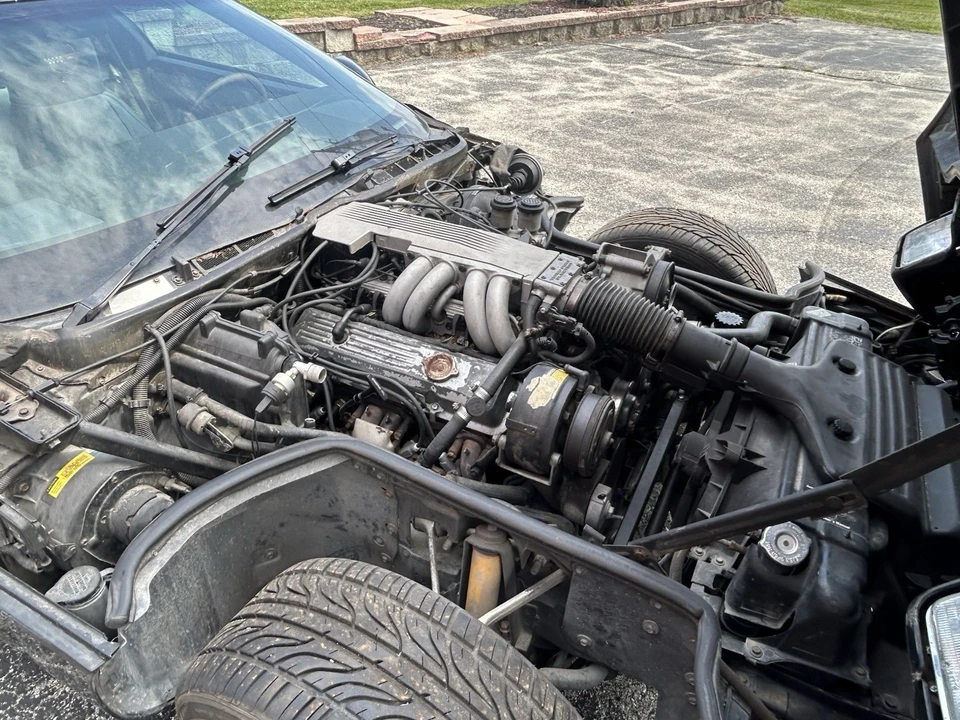 1985 Chevrolet Corvette C4 - Image 19 of 24