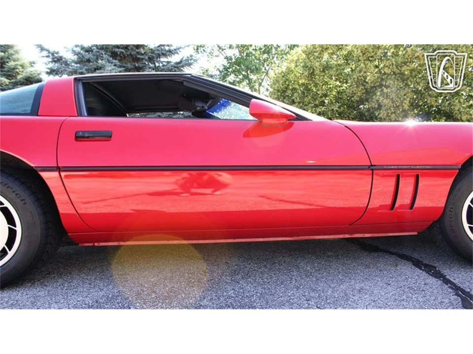 1985 Chevrolet Corvette C4 - Image 27 of 31