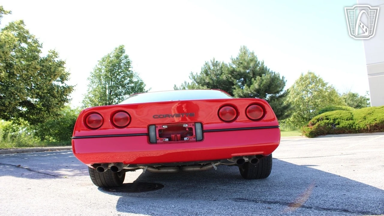 1985 Chevrolet Corvette C4 - Image 13 of 21