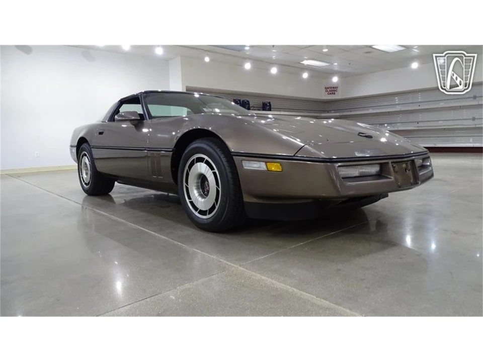 1985 Chevrolet Corvette C4 - Image 21 of 31